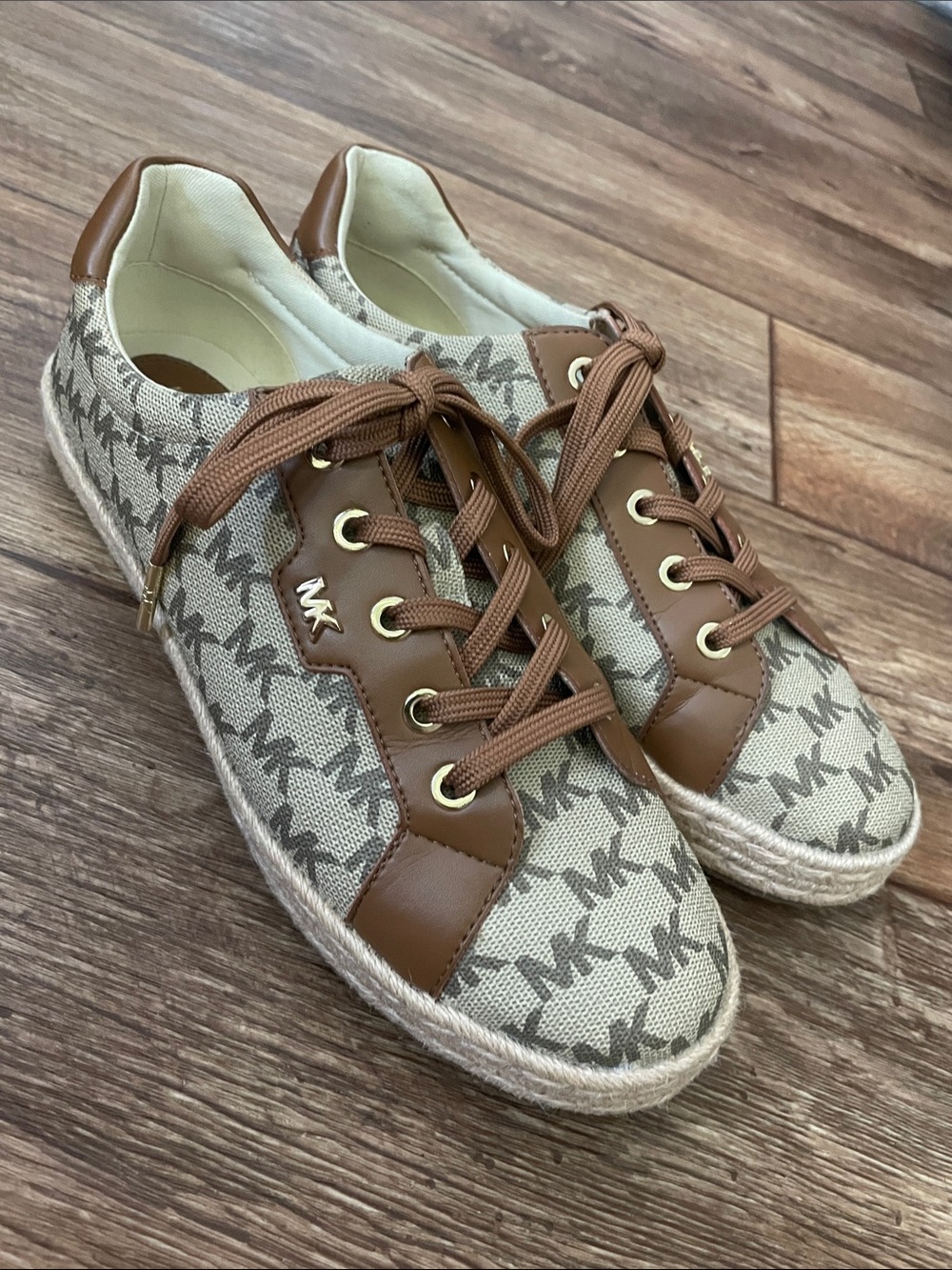 Michael Kors Bryson Lace Up Sneaker Woman Size 8